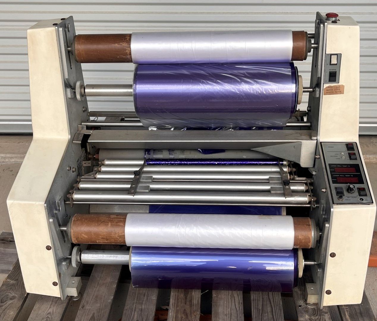 14815 DuPont HRL-24 Digital Laminator